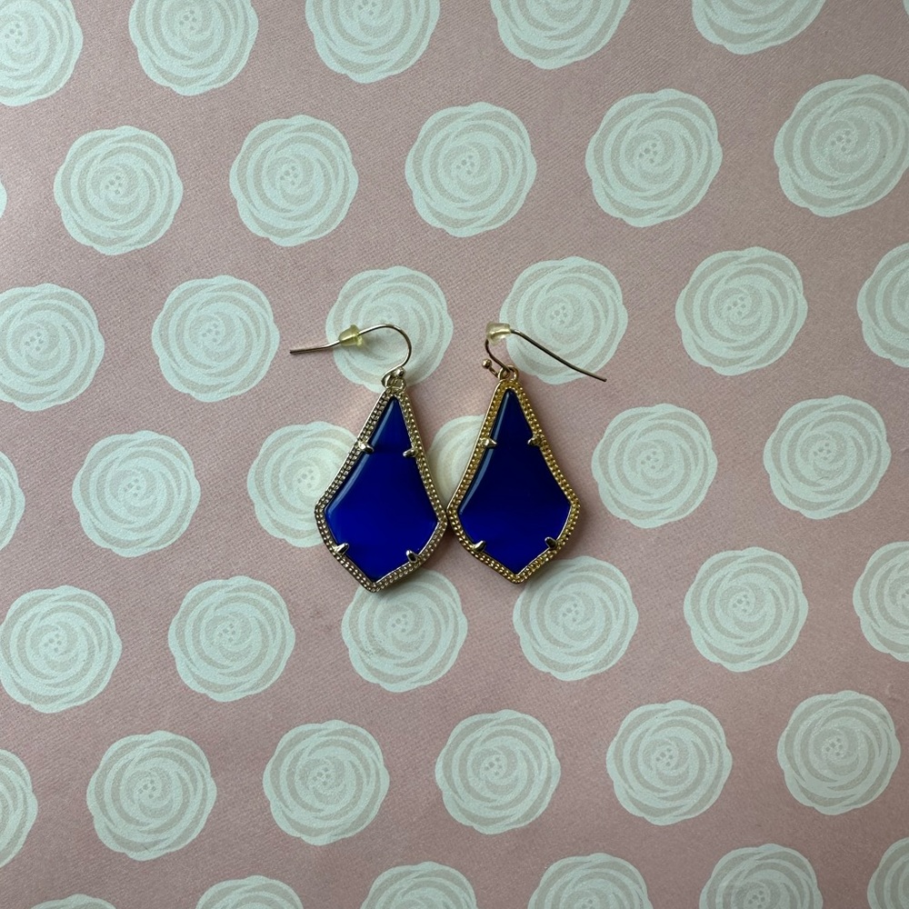Kendra Scott earrings!